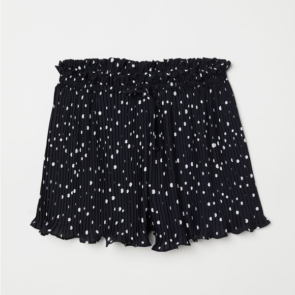 Pleated Polka Dot Shorts - Picture 1 of 5